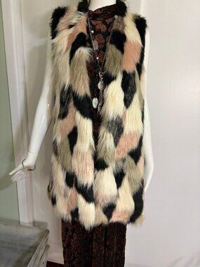 FAUX FUR LONG VEST